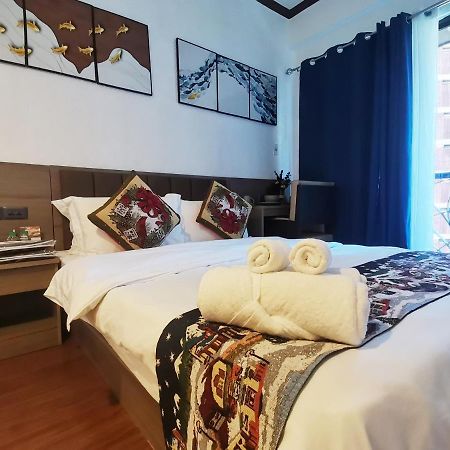 Warm Makati Apart otel Makati City Dış mekan fotoğraf